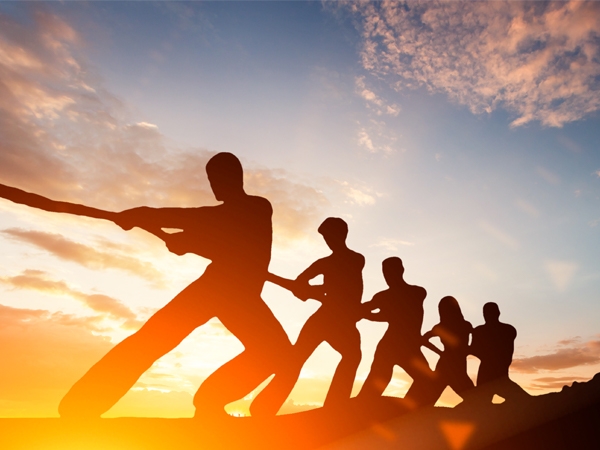 Tug-of-War----team work, striving for the best